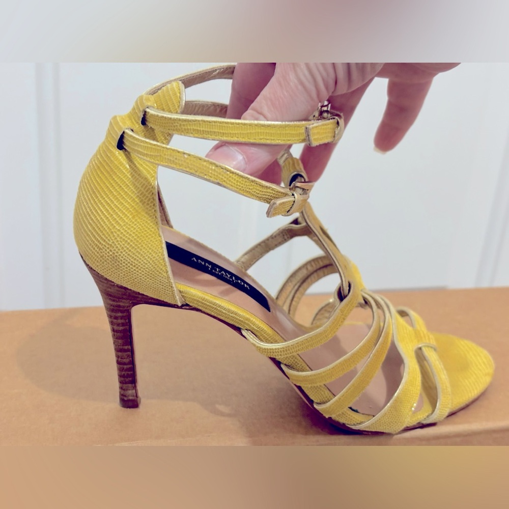 Ann Taylor Holly Gladiator Heels size 7 GUC